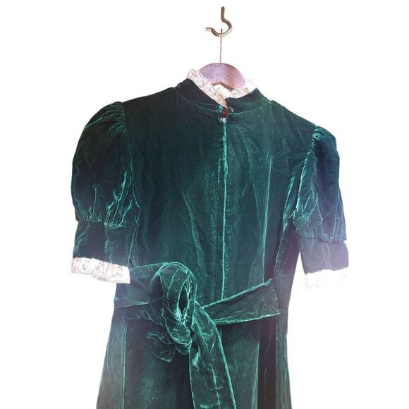 Vintage 1970s Dress Women's XS Green Emerald Velvet Long Maxi Lace Tie Waist - Picture 2 of 9